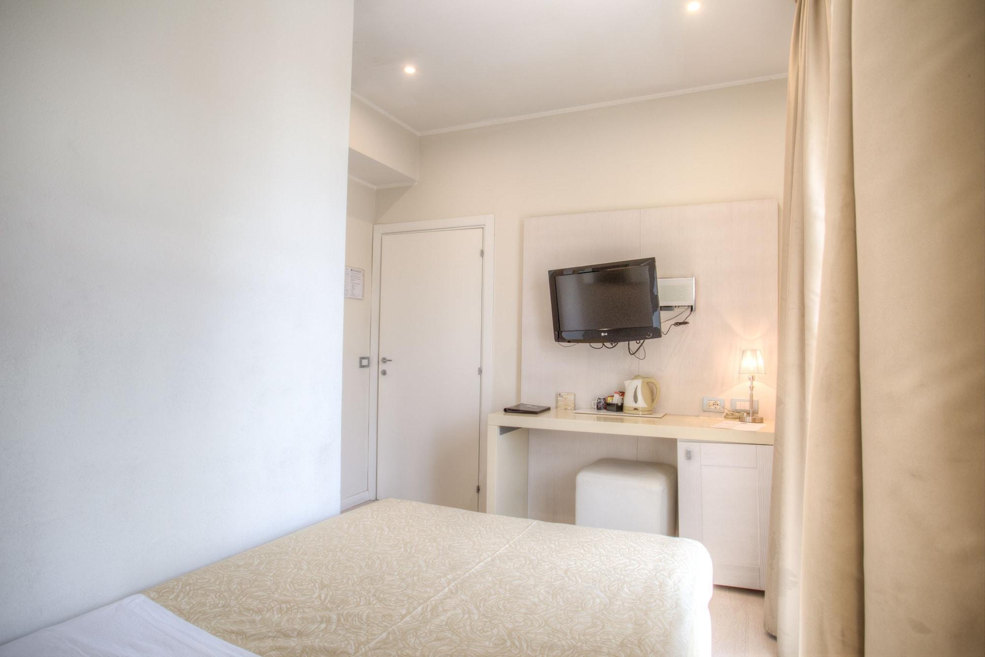 Ferretti Beach Hotel Rimini Extérieur photo