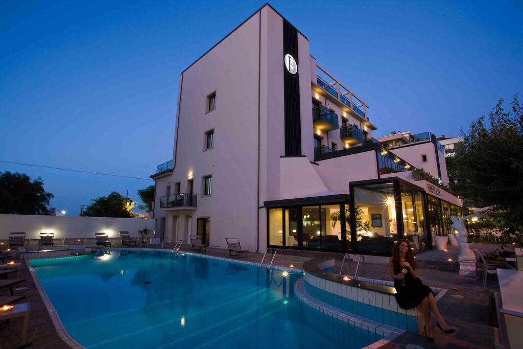 Ferretti Beach Hotel Rimini Extérieur photo