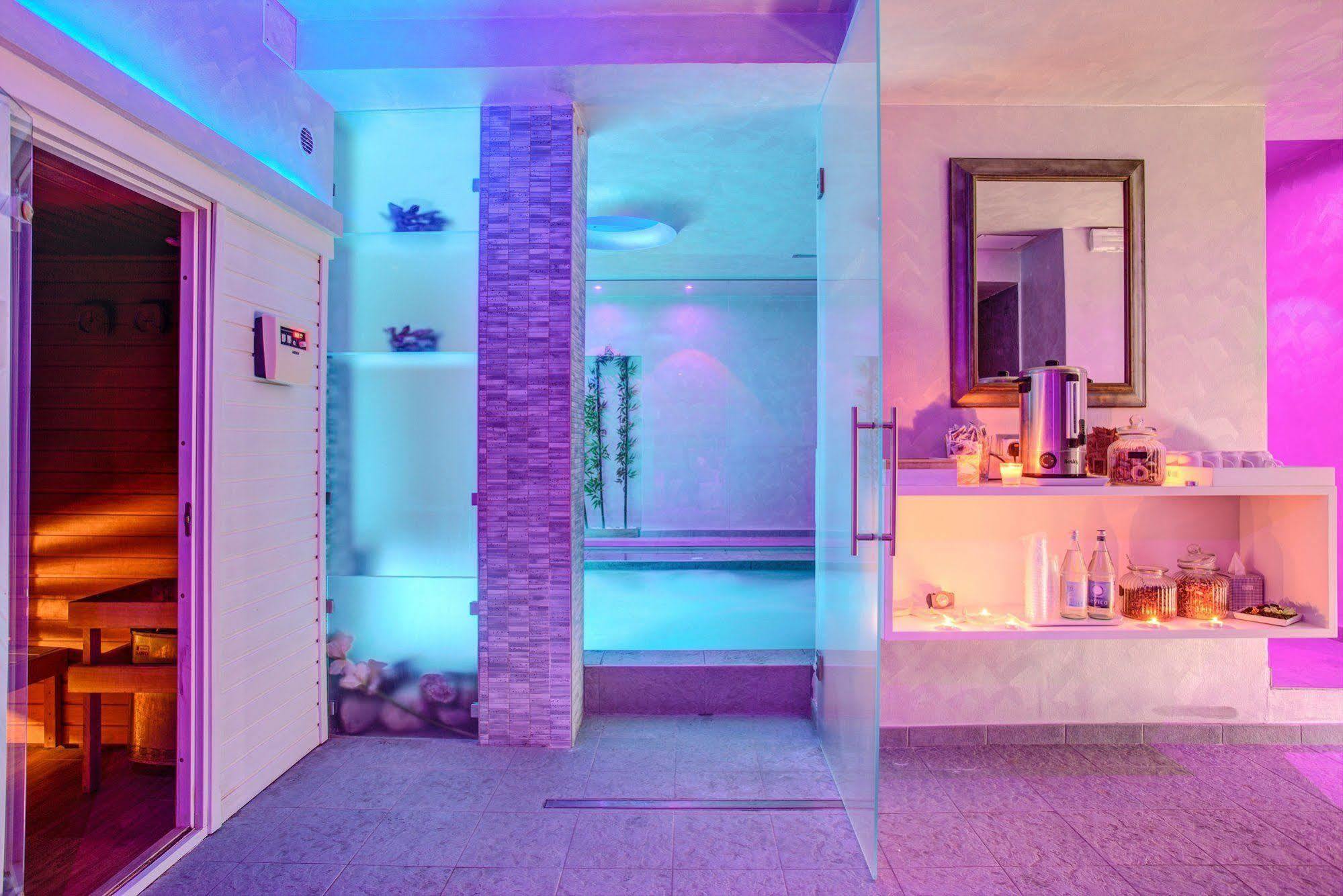 Ferretti Beach Hotel Rimini Extérieur photo